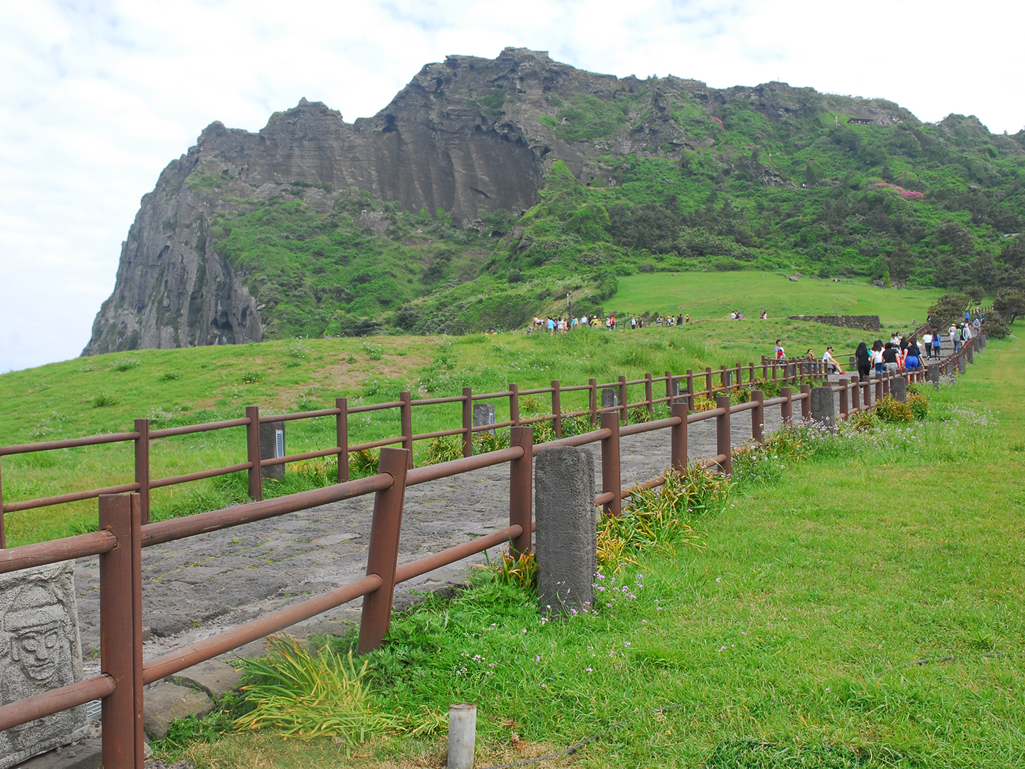 上海出发 歌诗达邮轮大西洋号日韩6日游【韩国